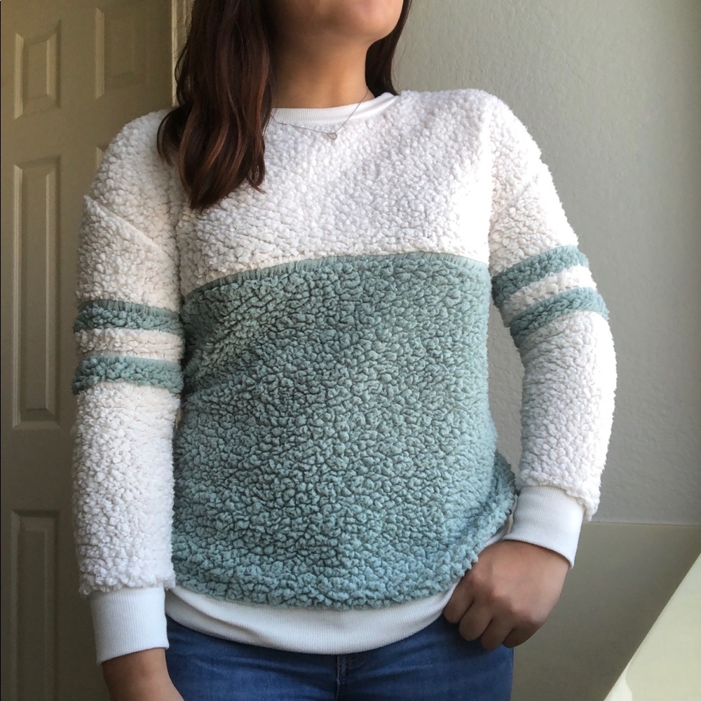Fluffy Teal and White Sweatshirt